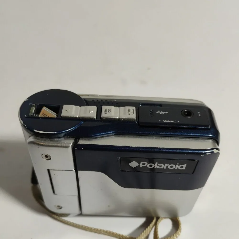 Polaroid CAA-03040S RoHS 8.31mm/F 3.0 Camcorder Parts Only Read
